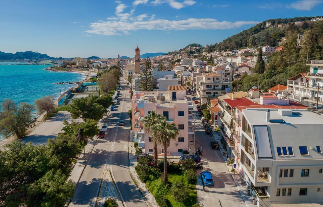 Point Ephemere Beachfront Apartments Закінф Екстер'єр фото
